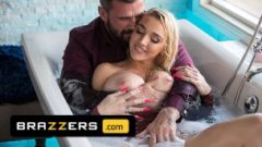 Brazzers – Kendra Sunderland ma namiętną kąpiel ze swoim mężem Manuelem Ferrarą 